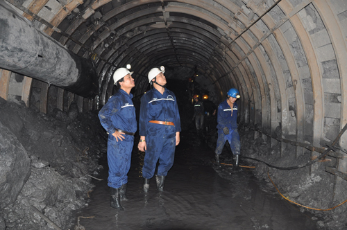 Hầm lò II đào gần 10.000 mét lò trong năm 2013